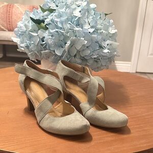 Easy Spirit Women's Suede Heels - light teal